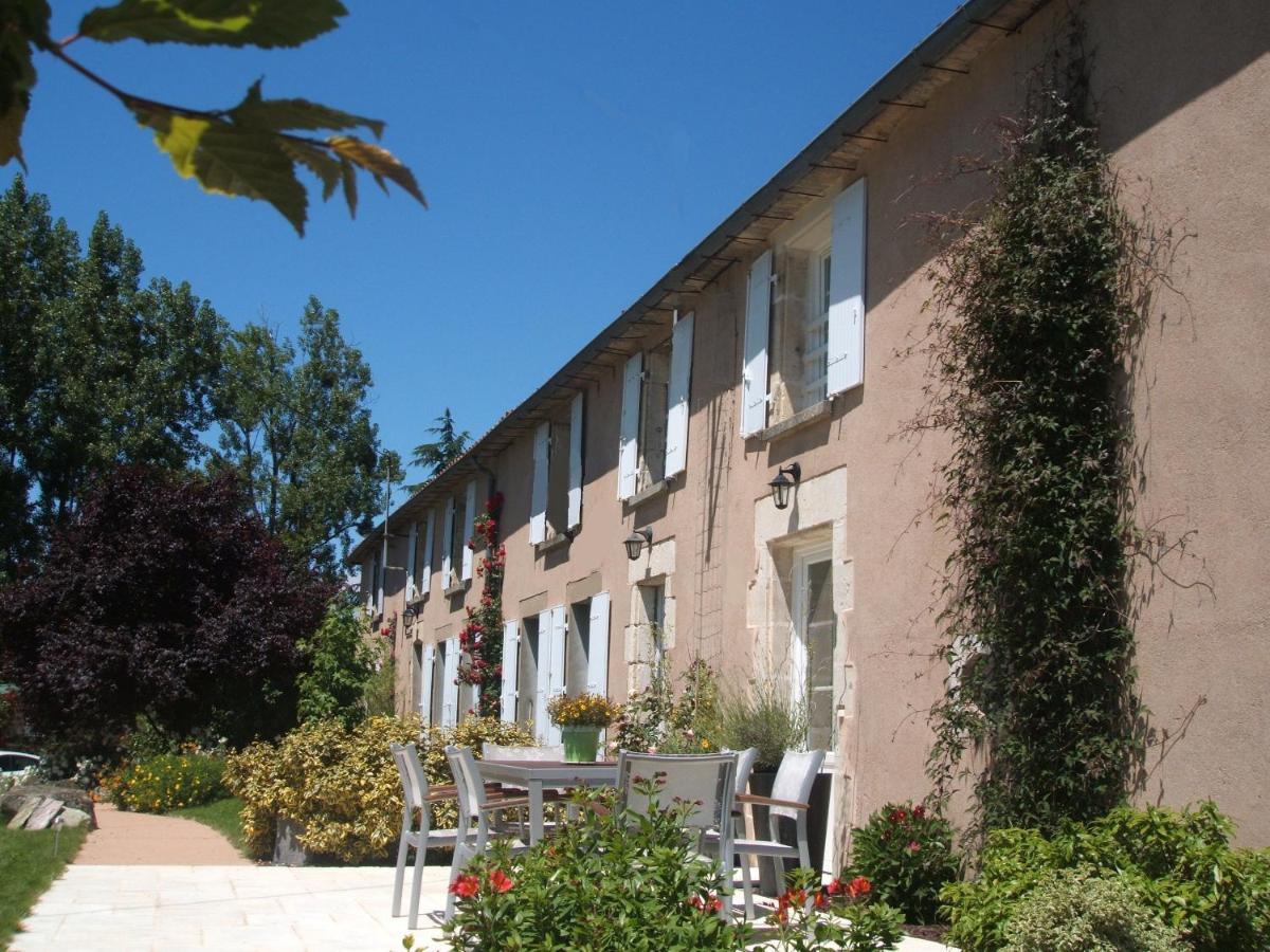 Chambres D'Hotes La Charriere Cheffois Exterior photo