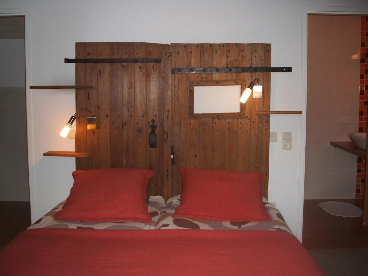 Chambres D'Hotes La Charriere Cheffois Exterior photo