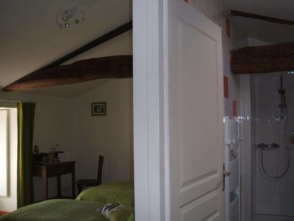 Chambres D'Hotes La Charriere Cheffois Exterior photo